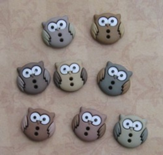 buttonsewcuteowl.JPG