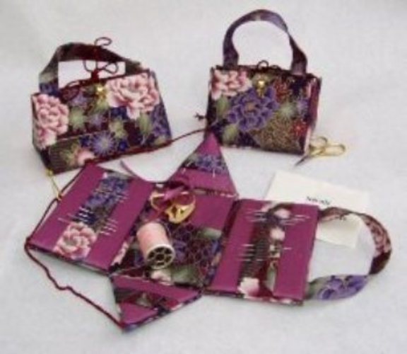 KT0029thelittlepurse.jpg