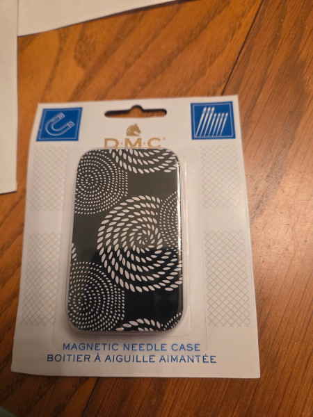 DMC Magnetic Needle Case