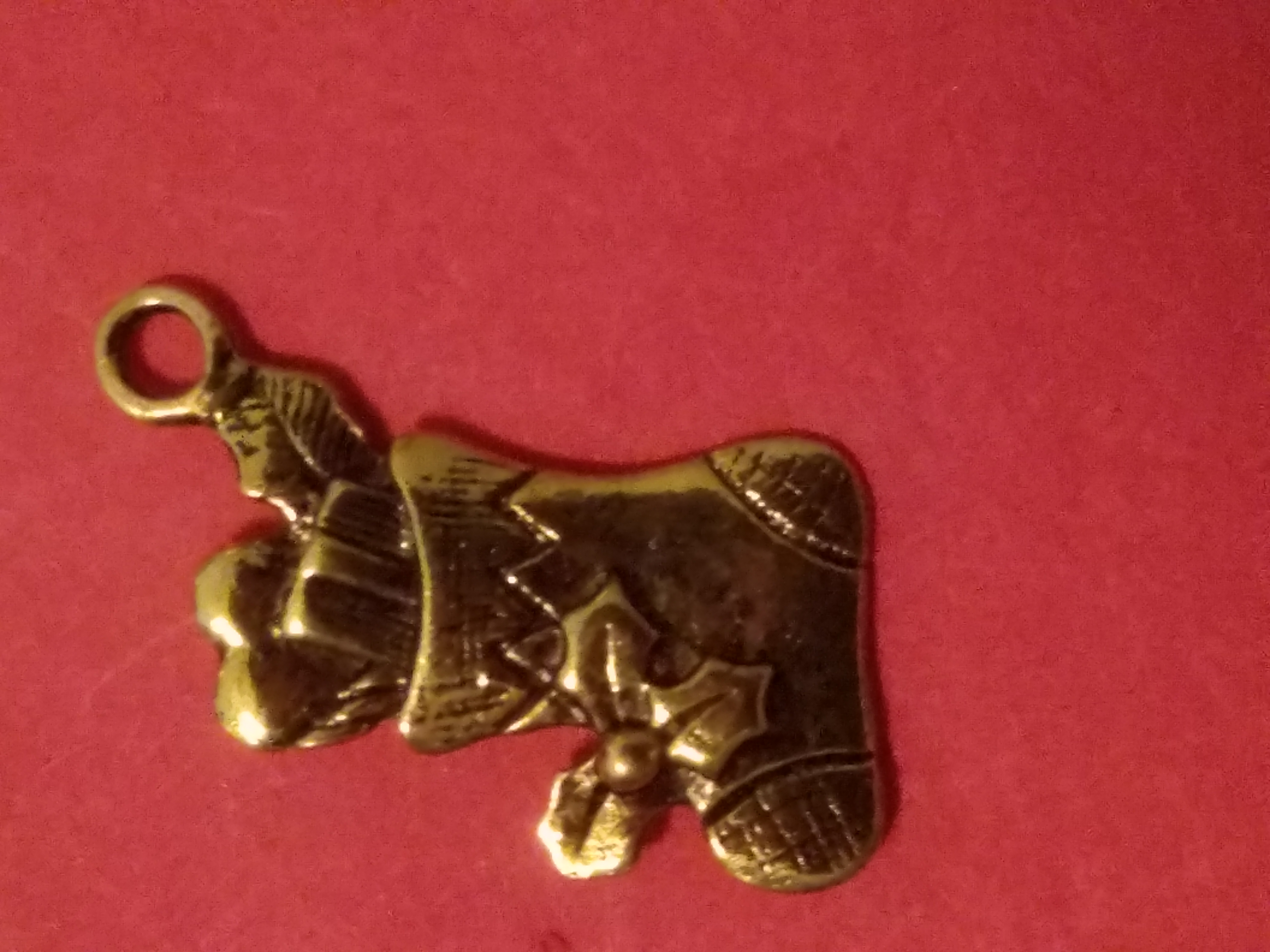 Antique Charms Stocking 1 Gold