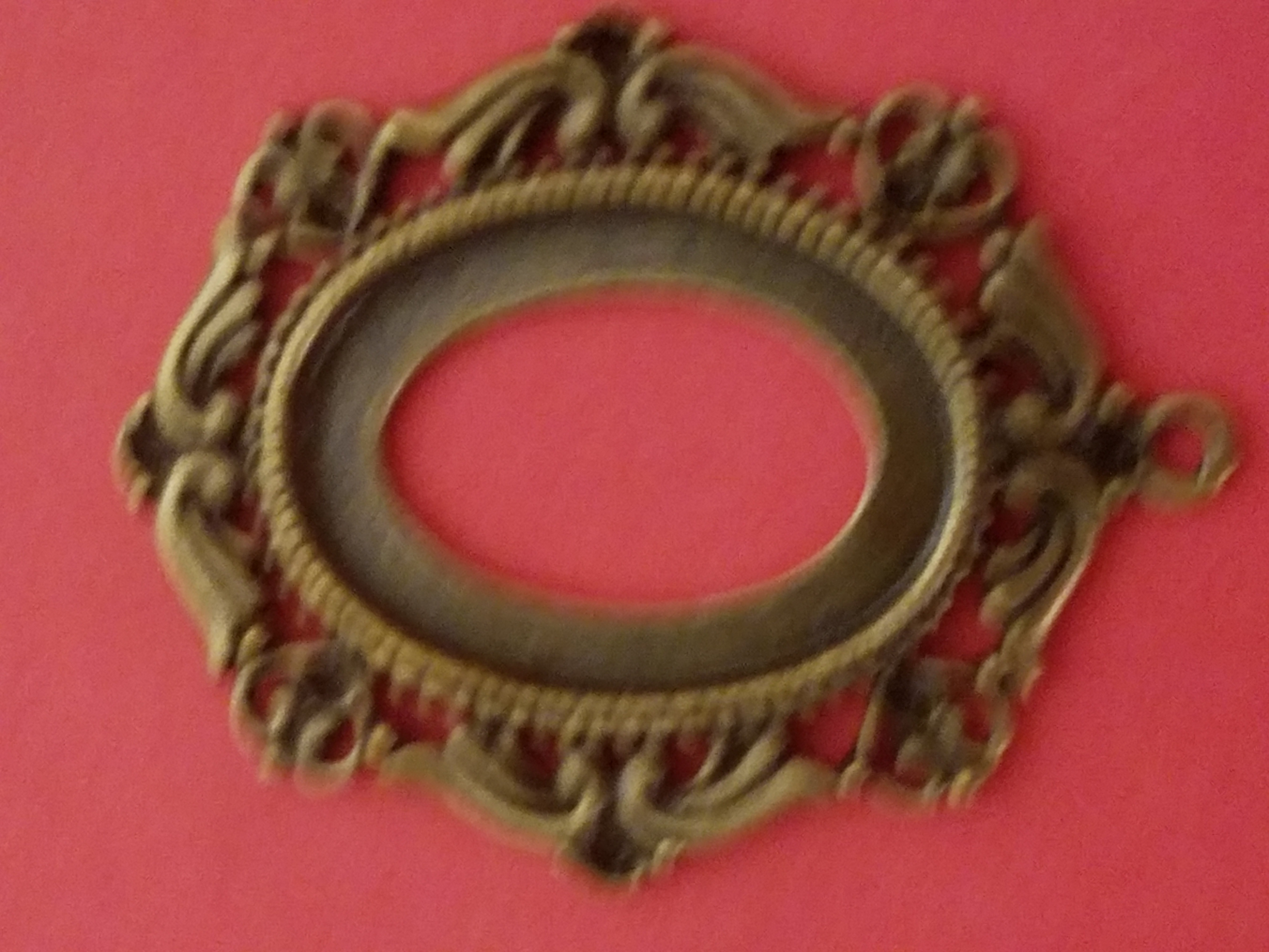Antique Charms Frame 1237