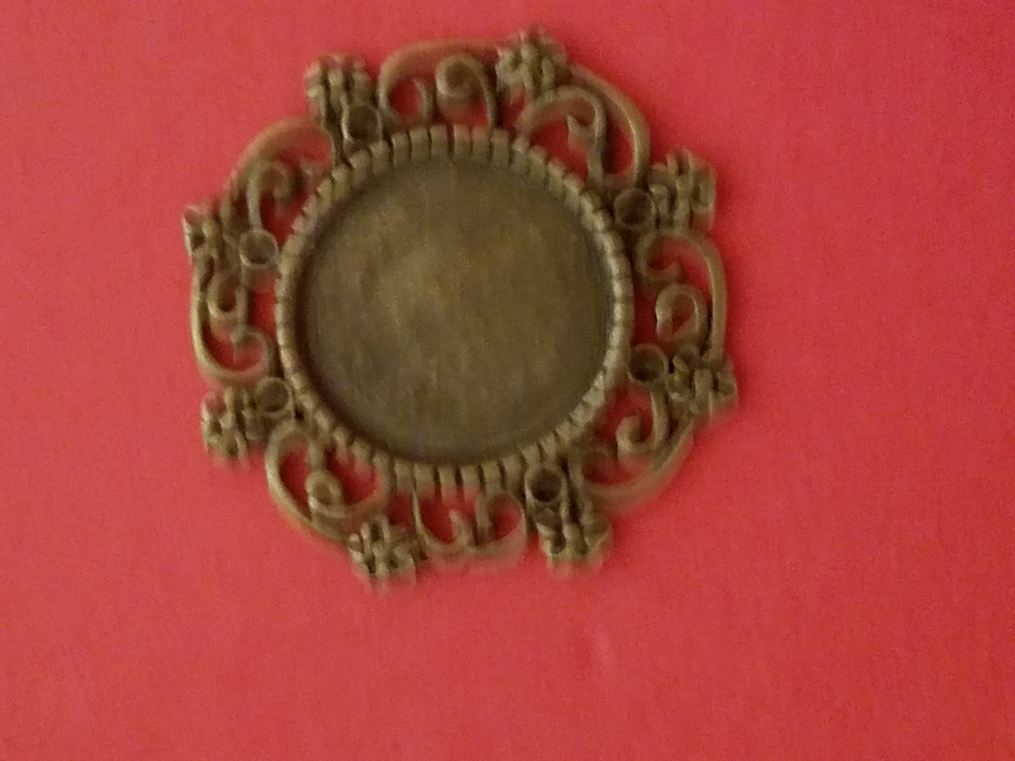 Antique Charms Frame 5.7
