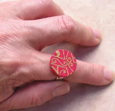 Adjustable ring craft example with fabric