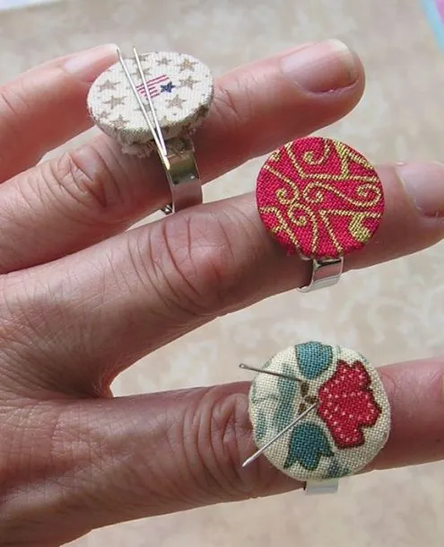 Adjustable craft rings for cross stitch and needlework projects
