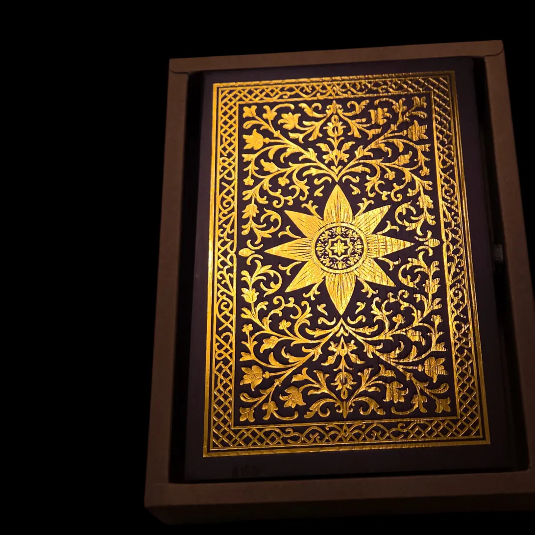 Vintage Embroidery Scissor Set Bronze 1