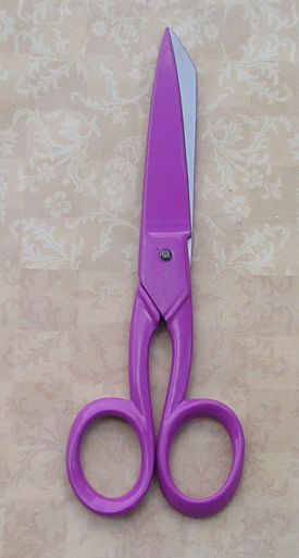 Bohin 98262 4 1/2 in Sewing Scissors Violet Purple