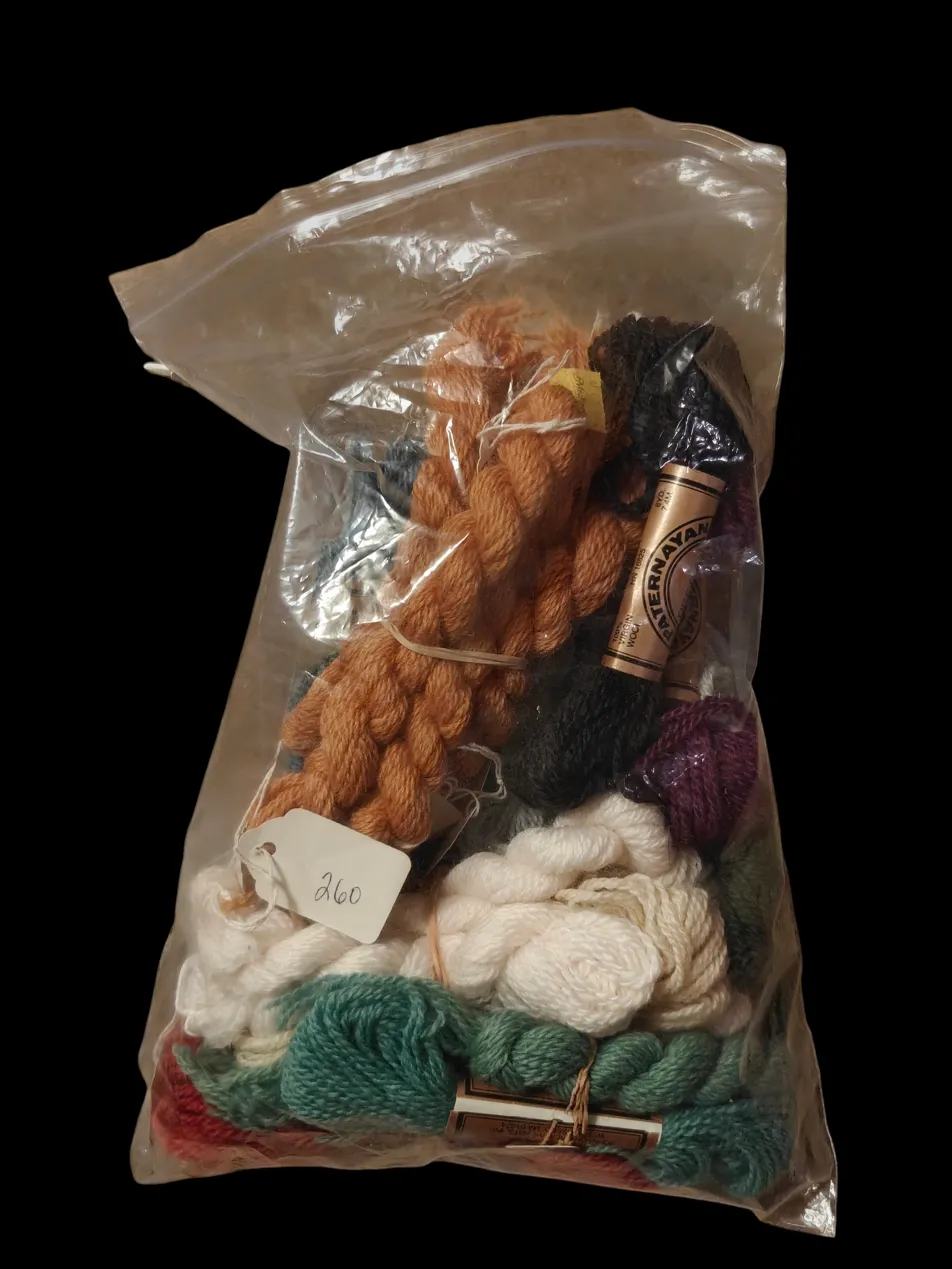 Wool Thread Liquidation Bag