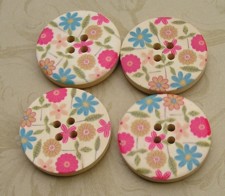 Floral Wood Buttons L108 1.15