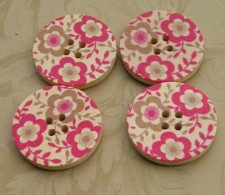 Floral Wood Buttons L115 1.15