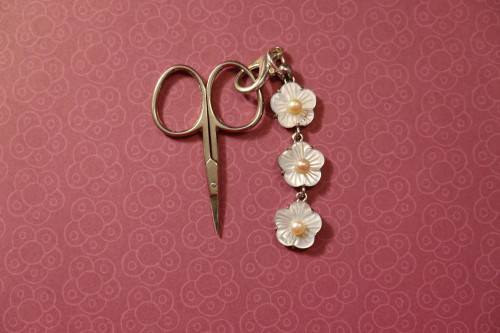 Mother Of Pearl Scissors Fob Floral Chain 2